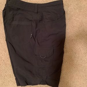 Mountain Hardwesr Women’s shorts